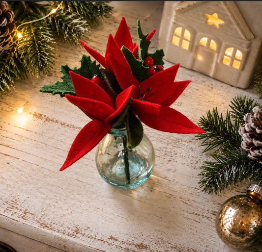 Poinsetta Posy - Holytide Christmas Collection